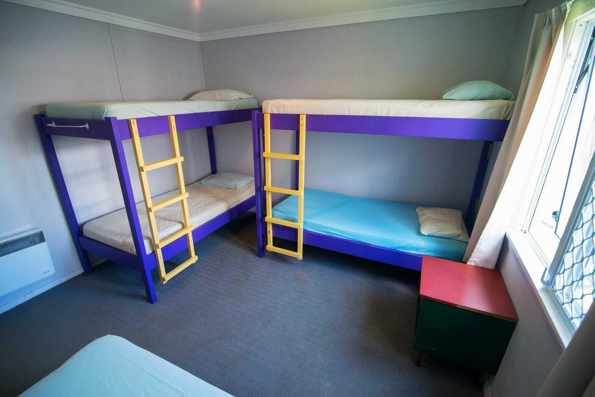 Hostel Centabay And Backpackers
