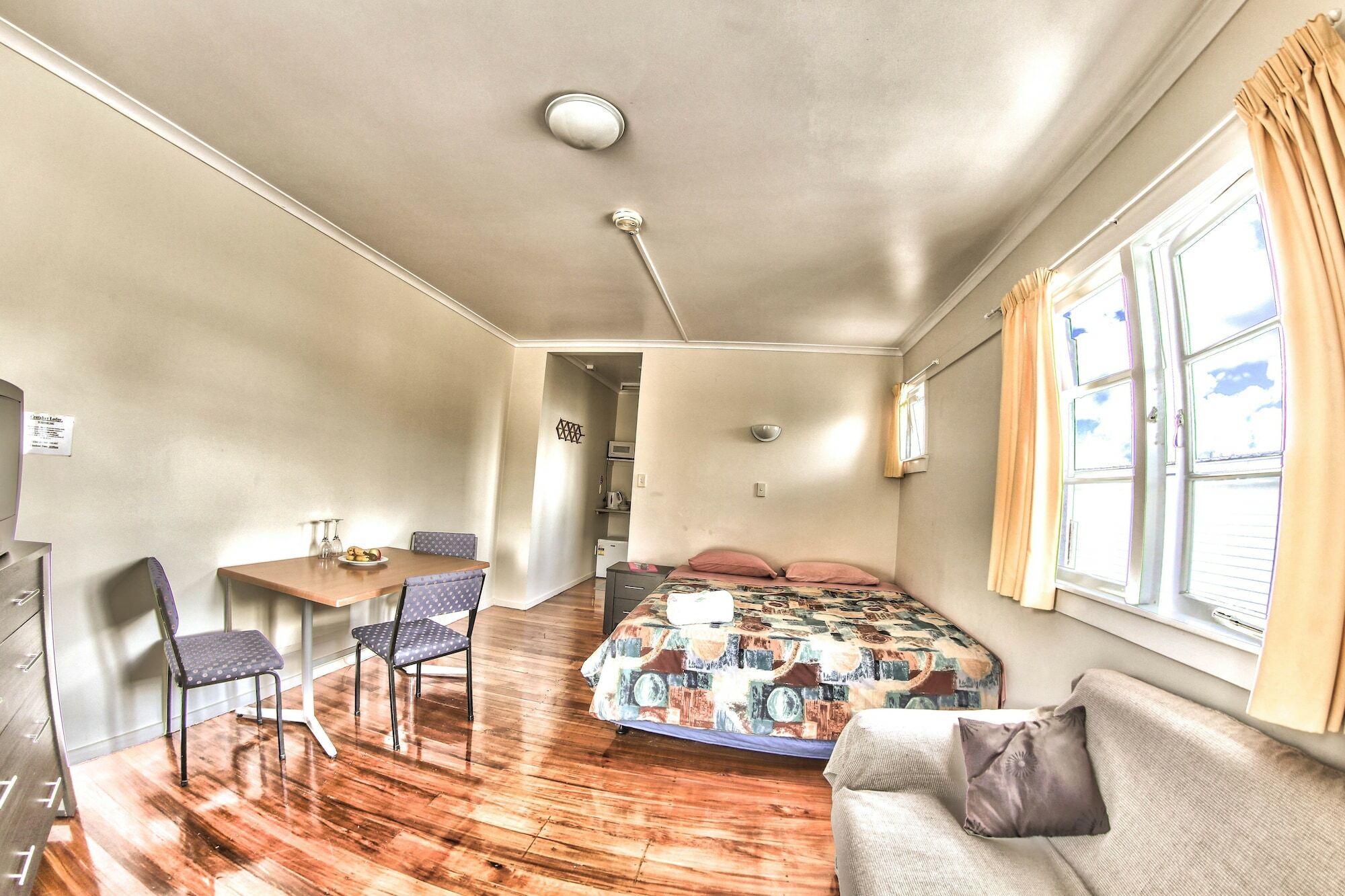Centabay And Backpackers Paihia